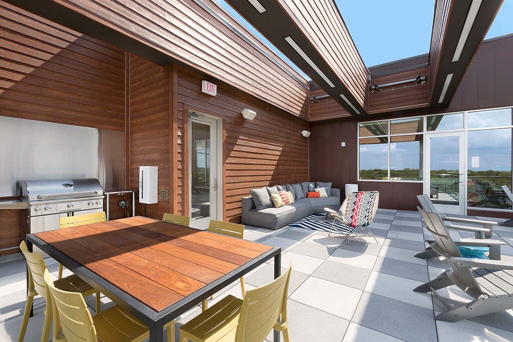 Best Walkable Apartments with Amenities South Lamar Austin