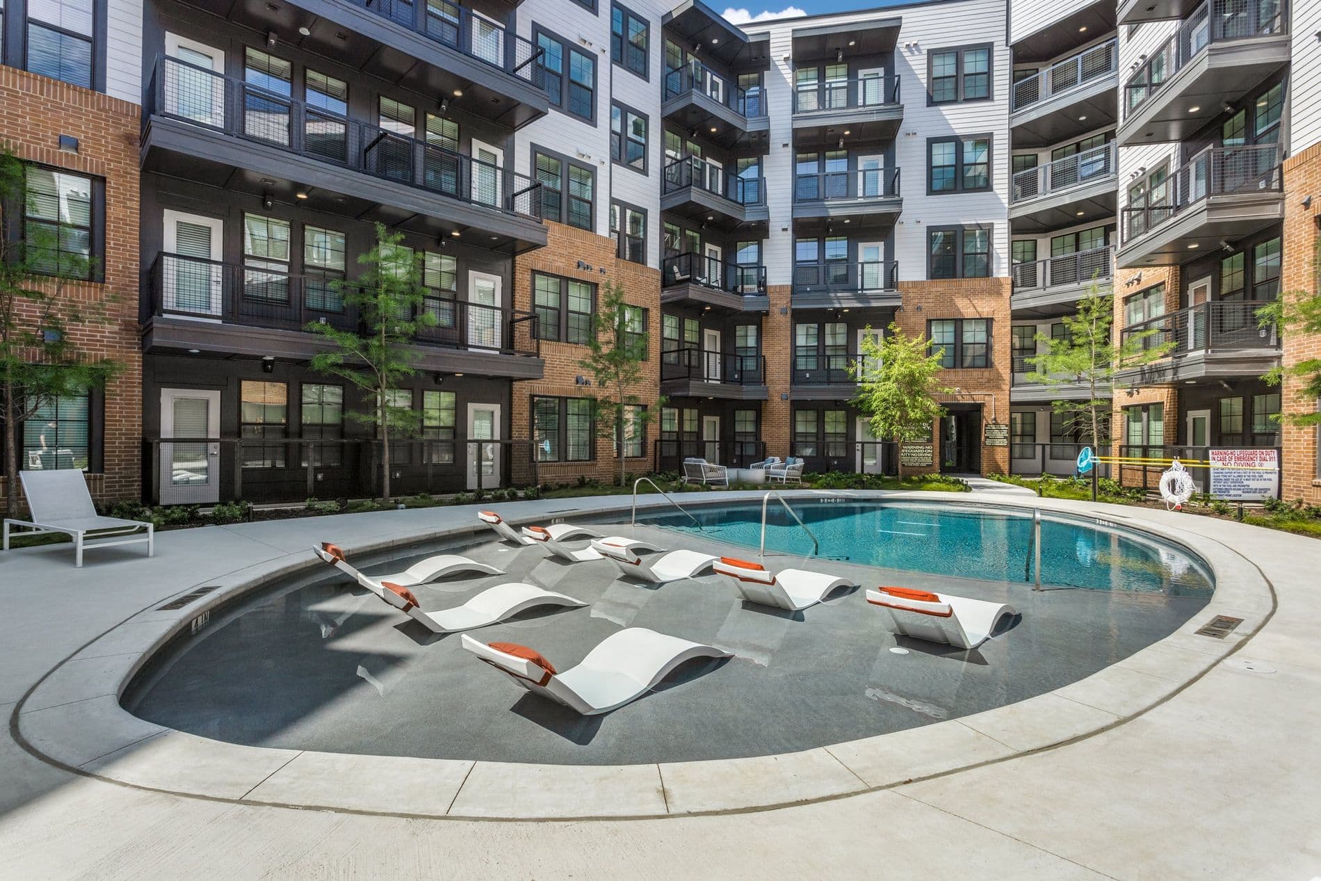 South Austin Affordable Luxury Apartments with Great Pools